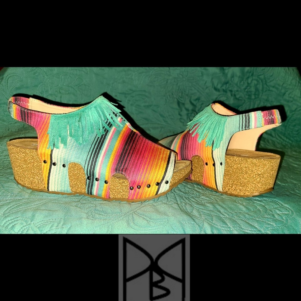 Womens Crazy Train Serape Wedge Sandals - Size 10